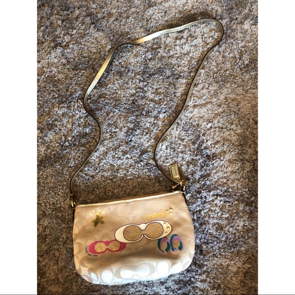 Coach satchel - Picture 1 of 3